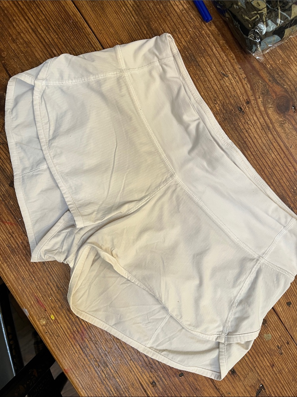 Women's lululemon off White Athletic Performance Shorts with Built-In Liner